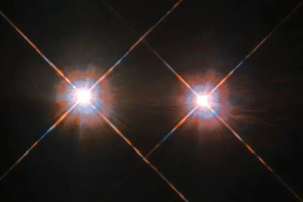 Alpha Centauri é o sistema estelar mais próximo, com estrelas semelhantes ao Sol e possíveis planetas habitáveis (Imagem: ESA/NASA)
