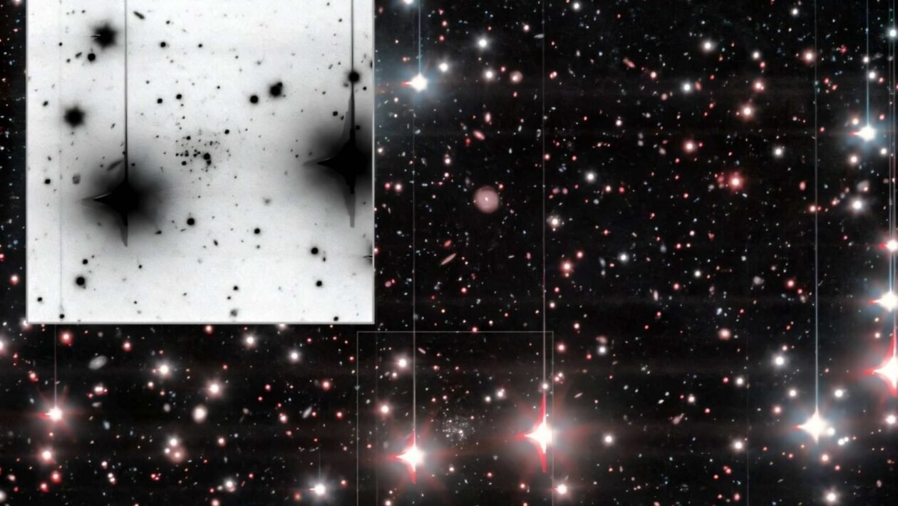 Imagem do OSIRIS+ destaca Andrômeda XXXVI; zoom revela sobredensidade entre estrelas brilhantes (Imagem: Joanna D. Sakowska et al, arXiv/ 2026)