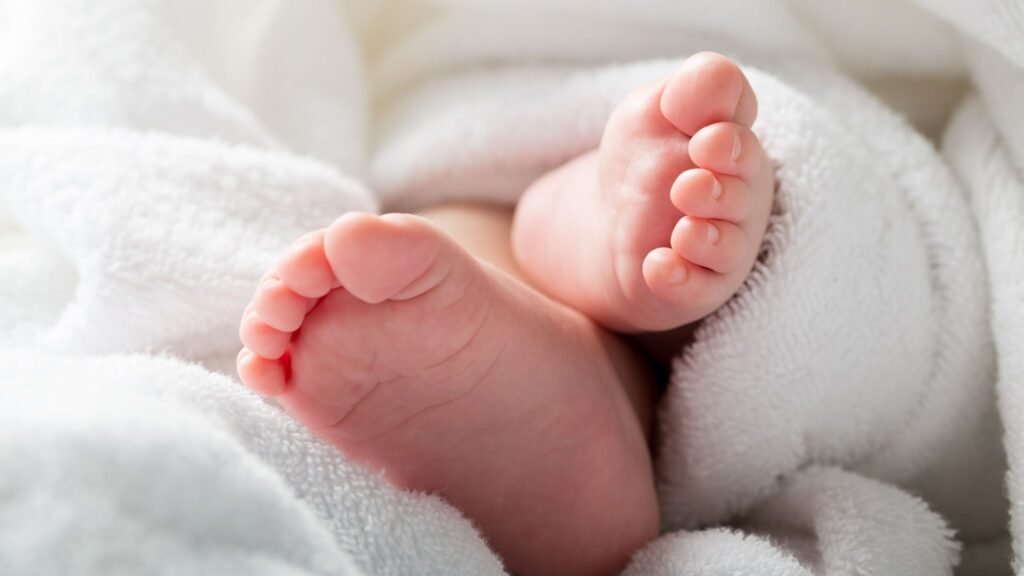 Estudo revela avanço contra síndrome de Leigh infantil. (Foto: DAPA Images via Canva)