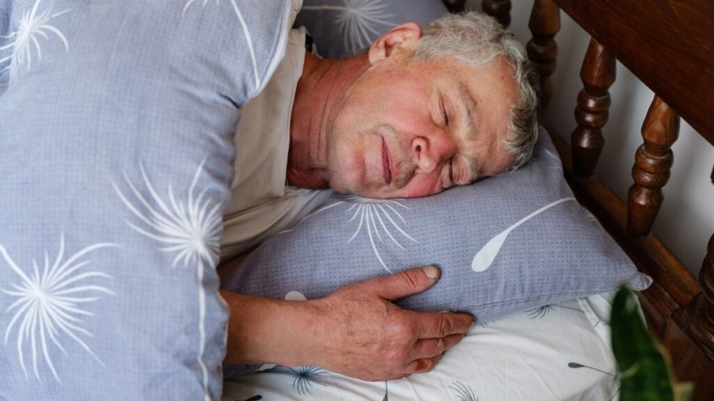 Sono diurno excessivo exige atenção médica. (Foto: Lesia Sementsova via Canva)