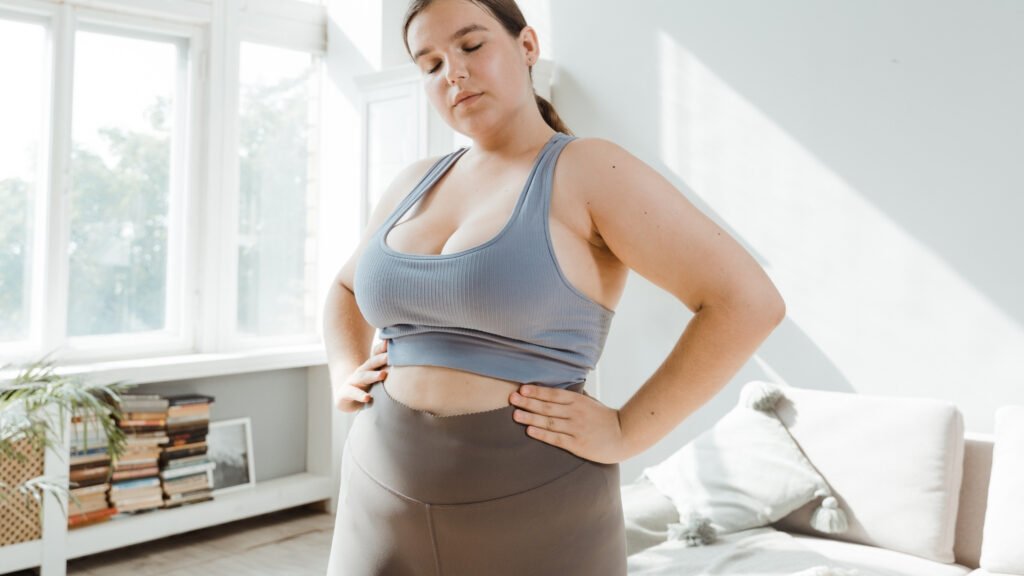 Hábitos influenciam mais que metabolismo lento. (Foto: Pexels via Canva)