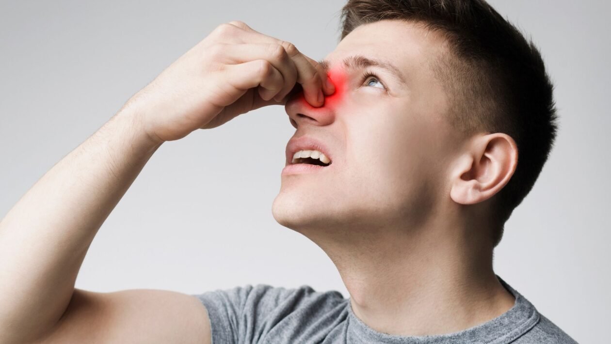 Perda de olfato pode sinalizar Alzheimer precoce. (Foto: Getty Images via Canva)