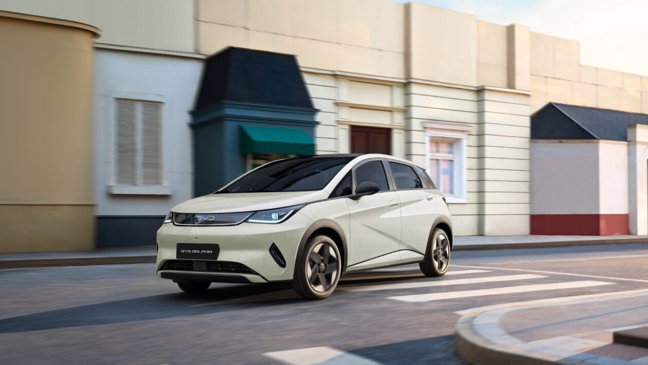 BYD lança chip próprio para carros autônomos e entra na disputa global dos semicondutores. (Imagem: BYD/ X)