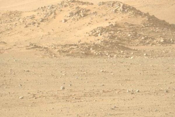 Perseverance registrou nova imagem de Marte usando câmera Mastcam-Z no Sol 1869 da missão. (Imagem: NASA/JPL-Caltech/ASU)