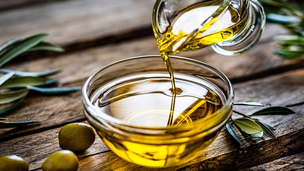 Estudo liga azeite à redução de inflamação. (Foto: Getty Images via Canva)