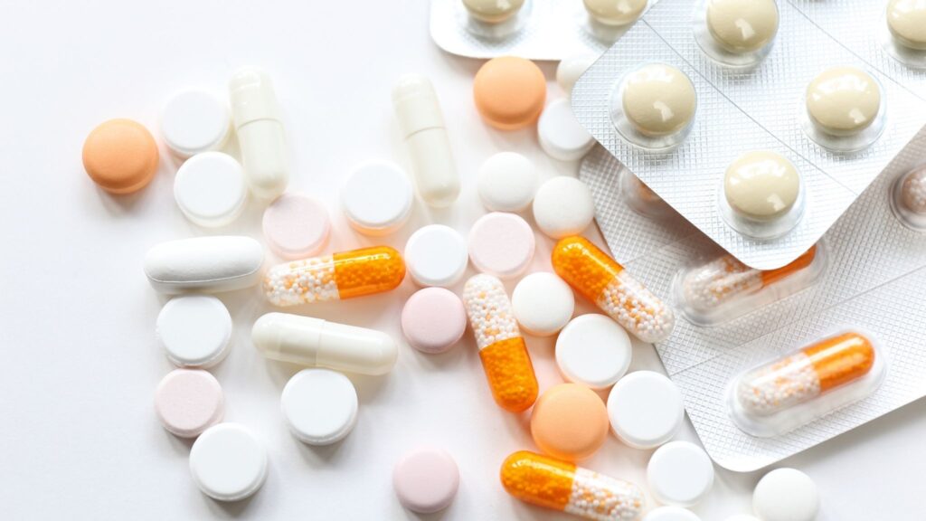 Uso de psicotrópicos exige atenção ao metabolismo. (Foto: Getty Images via Canva)
