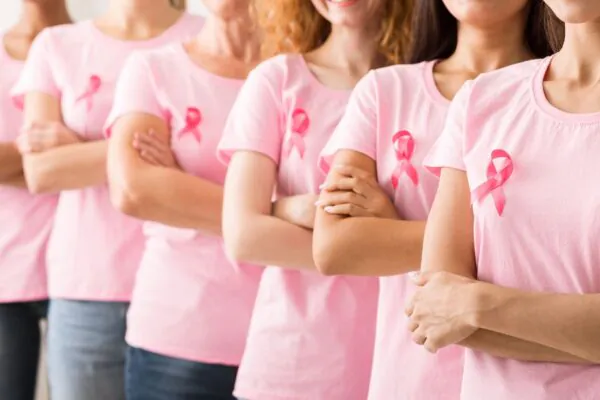 Anvisa aprova terapia para câncer de mama metastático. (Foto: Prostock-studio via Canva)
