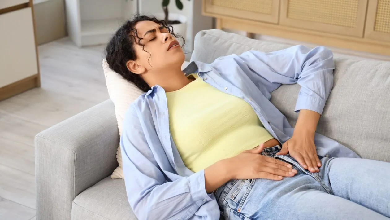 Dor incapacitante merece avaliação médica. (Foto: Pixelshot via Canva)