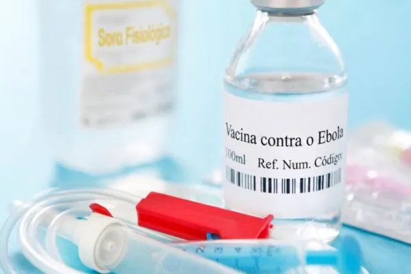 Pesquisadores aceleram busca por vacina contra ebola. (Foto: Getty Images via Canva)