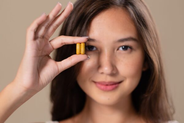 Nem toda vitamina é melhor absorvida em jejum. (Foto: Corelens via Canva)