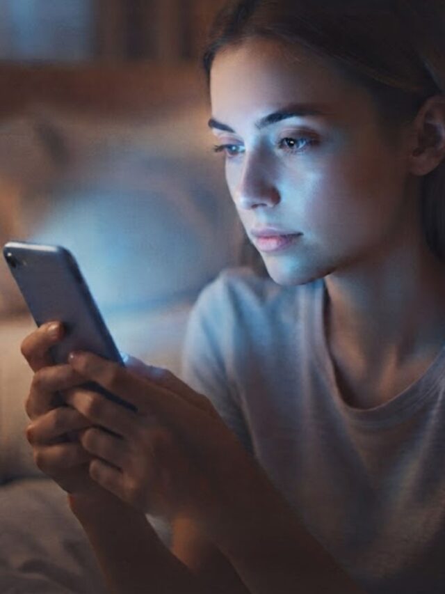 Luz do celular envelhece a pele?